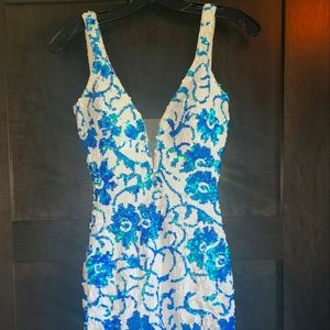 JOVANI Size 00 sequined dress